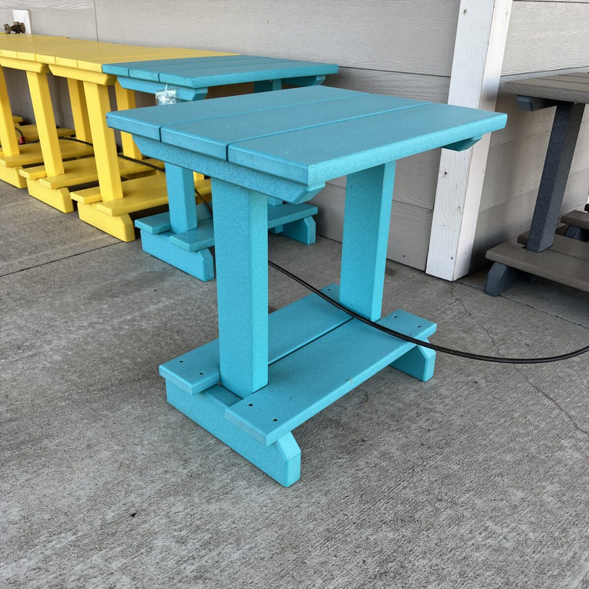 17"x20" End Table